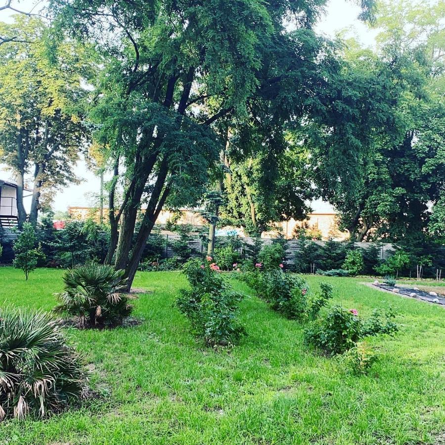 Palac Osowo Gostynskie Exterior foto